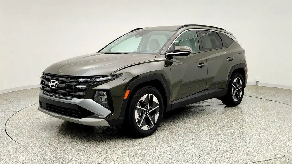 2025 Hyundai TUCSON SEL Convenience — photo 1 of 13
