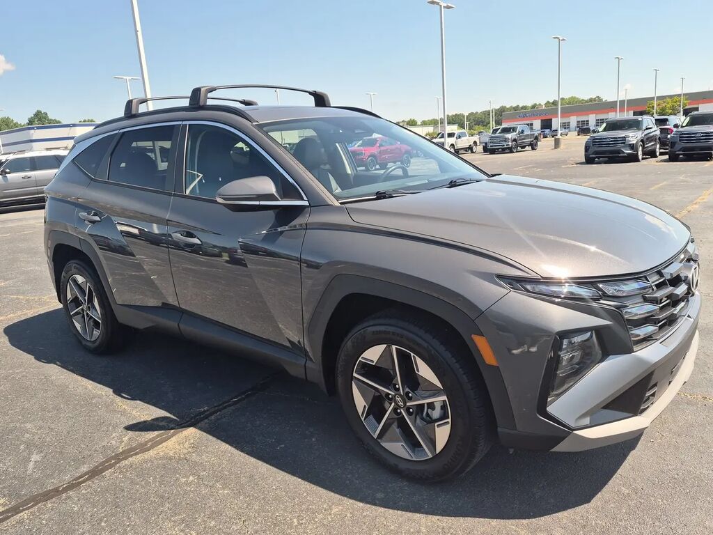 2025 Hyundai TUCSON SEL Convenience — photo 1 of 13