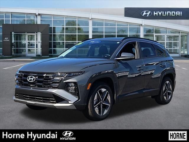 2026 Hyundai TUCSON SEL Premium — photo 1 of 26