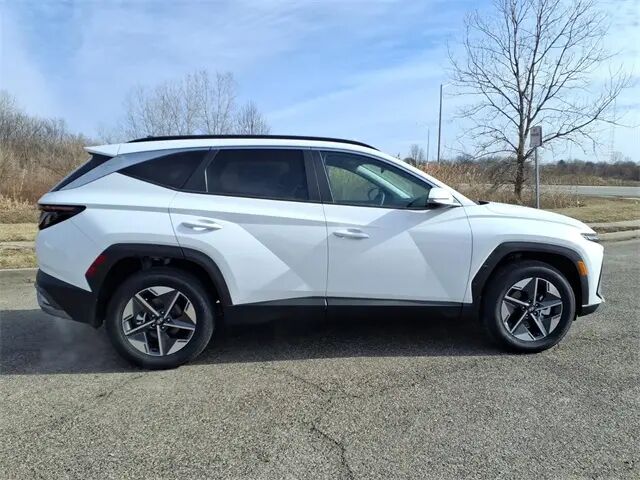 2026 Hyundai TUCSON SEL Premium — photo 1 of 12