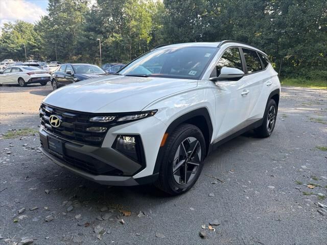 2025 Hyundai TUCSON SEL Convenience — photo 1 of 13
