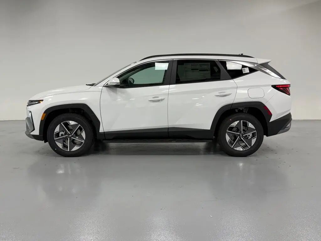 2026 Hyundai TUCSON SEL Premium — photo 1 of 12