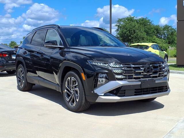 2026 Hyundai TUCSON Limited — photo 1 of 13