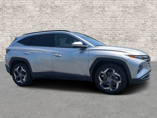 2023 Hyundai TUCSON Limited — photo 1 of 8