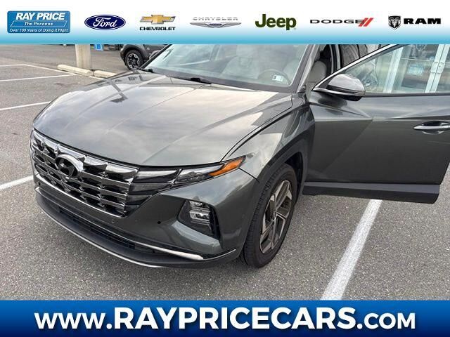 2023 Hyundai TUCSON Limited — photo 1 of 9