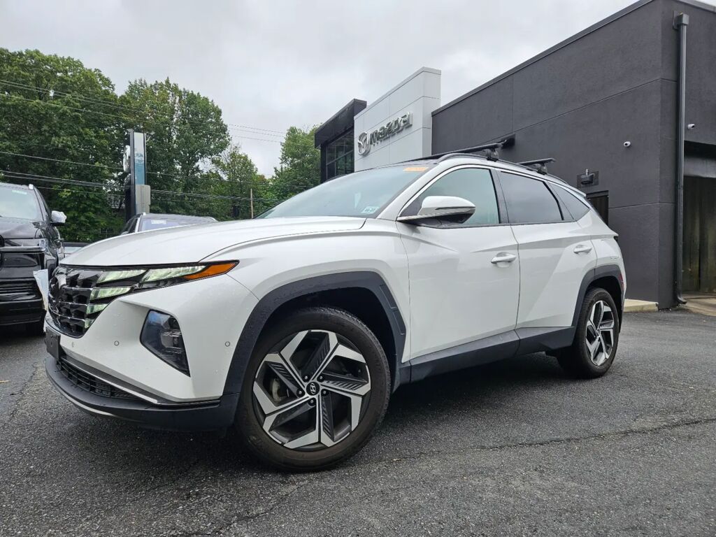 2023 Hyundai TUCSON Limited — photo 1 of 2