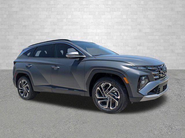2025 Hyundai TUCSON Limited — photo 1 of 13