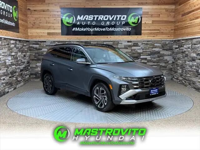 2025 Hyundai TUCSON Limited — photo 1 of 5