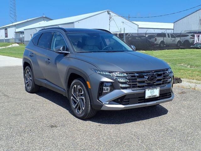 2025 Hyundai TUCSON Limited — photo 1 of 13