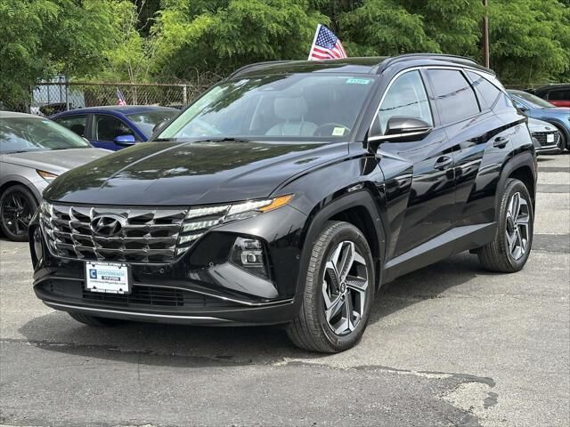 2024 Hyundai TUCSON Limited — photo 1 of 12