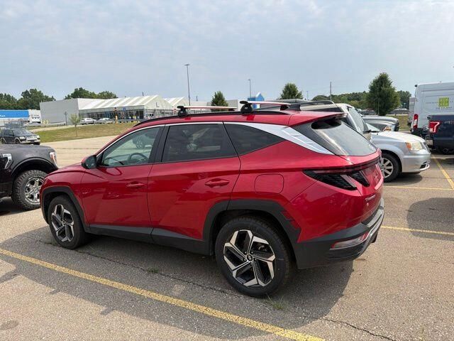 2023 Hyundai TUCSON SEL — photo 1 of 24