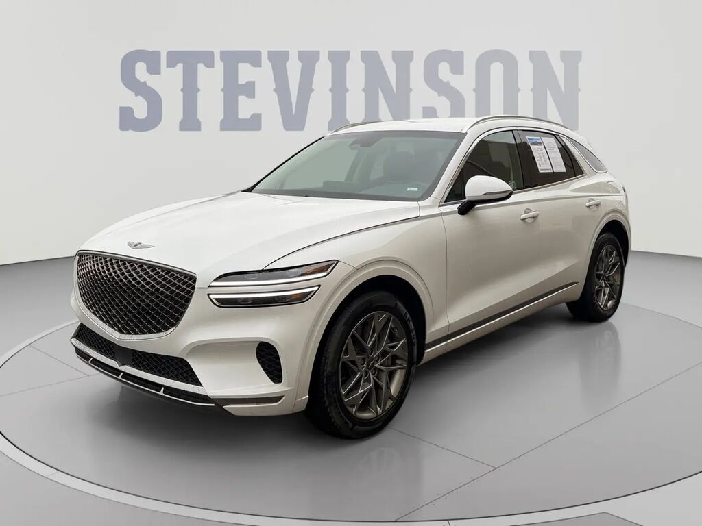 2025 Genesis GV70 2.5T Standard — photo 1 of 13