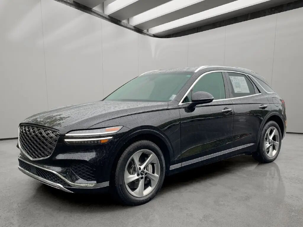 2026 Genesis GV70 2.5T Standard — photo 1 of 13