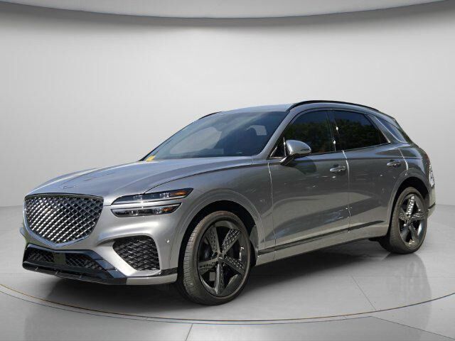 2024 Genesis GV70 2.5T Standard — photo 1 of 13