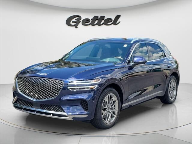 2025 Genesis GV70 2.5T Standard — photo 1 of 13
