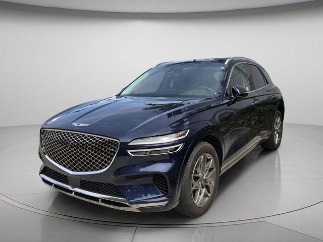 2024 Genesis GV70 2.5T Standard — photo 1 of 15