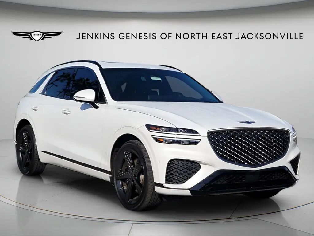 2025 Genesis GV70 2.5T Standard — photo 1 of 13