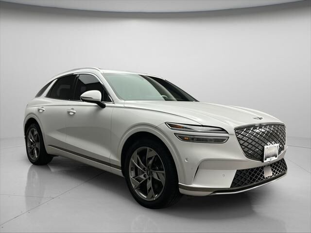 2025 Genesis Electrified GV70 Advanced