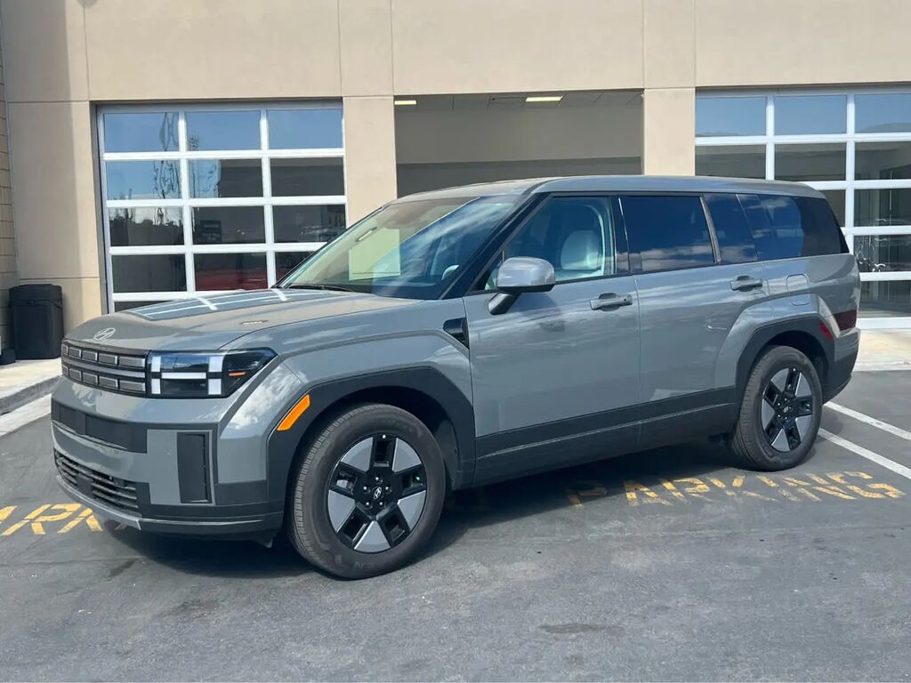 2026 Hyundai SANTA FE Hybrid SE — photo 1 of 25