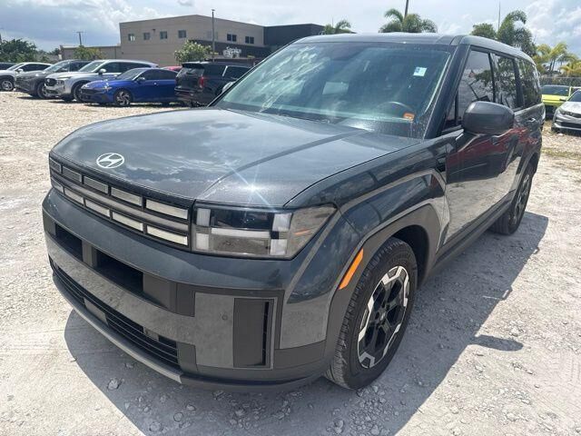 2025 Hyundai SANTA FE SE — photo 1 of 13