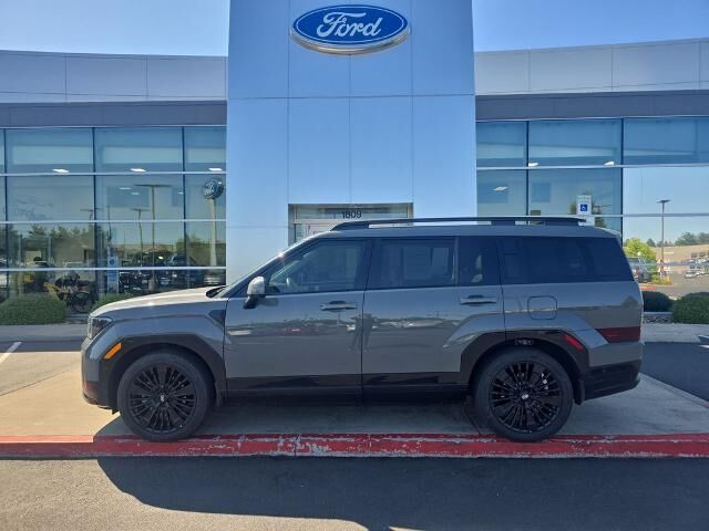 2025 Hyundai SANTA FE Hybrid Calligraphy — photo 1 of 13