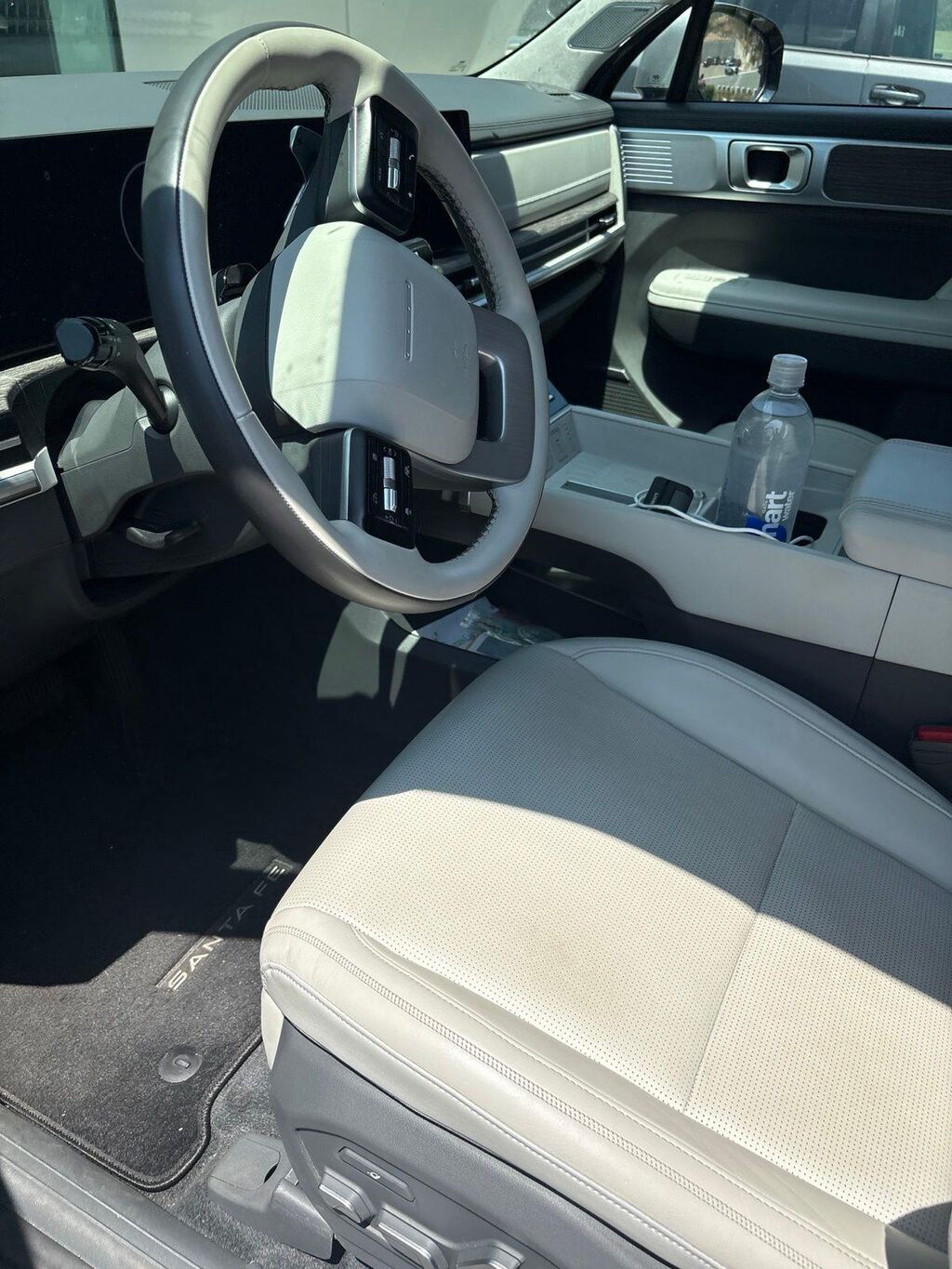 2025 Hyundai SANTA FE Calligraphy — photo 1 of 16