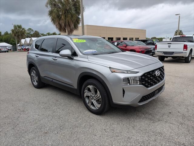 2022 Hyundai SANTA FE SE