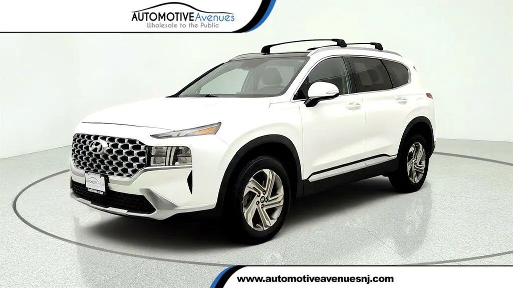 2022 Hyundai SANTA FE SEL — photo 1 of 17