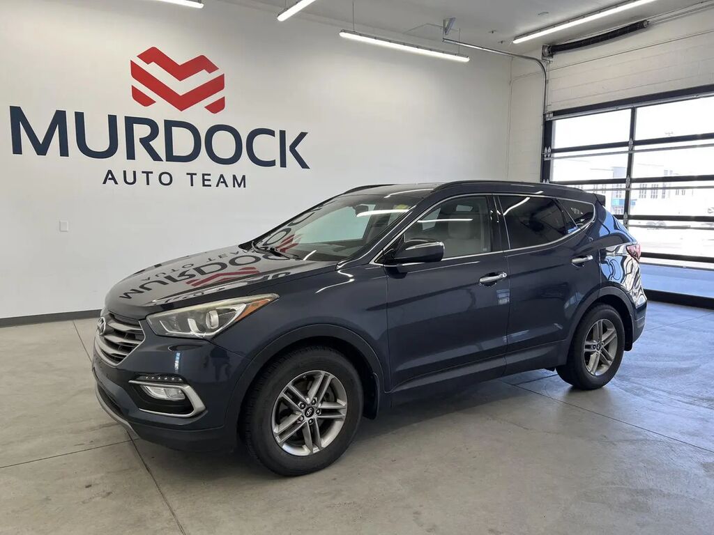 2017 Hyundai SANTA FE Sport 2.4L — photo 1 of 13
