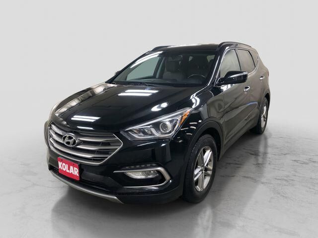 2017 Hyundai SANTA FE Sport 2.4L — photo 1 of 13