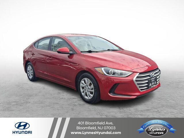2017 Hyundai ELANTRA SE — photo 1 of 13