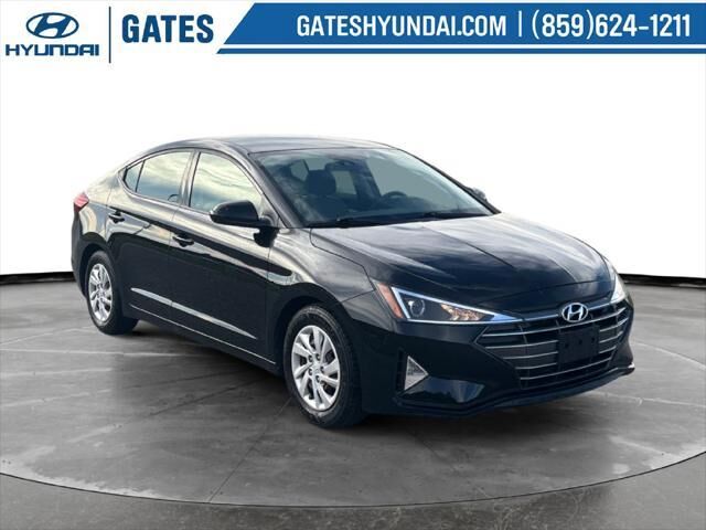 2020 Hyundai ELANTRA SE — photo 1 of 13