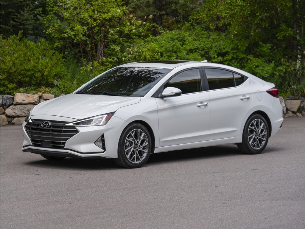 2020 Hyundai Elantra SE — photo 1 of 13