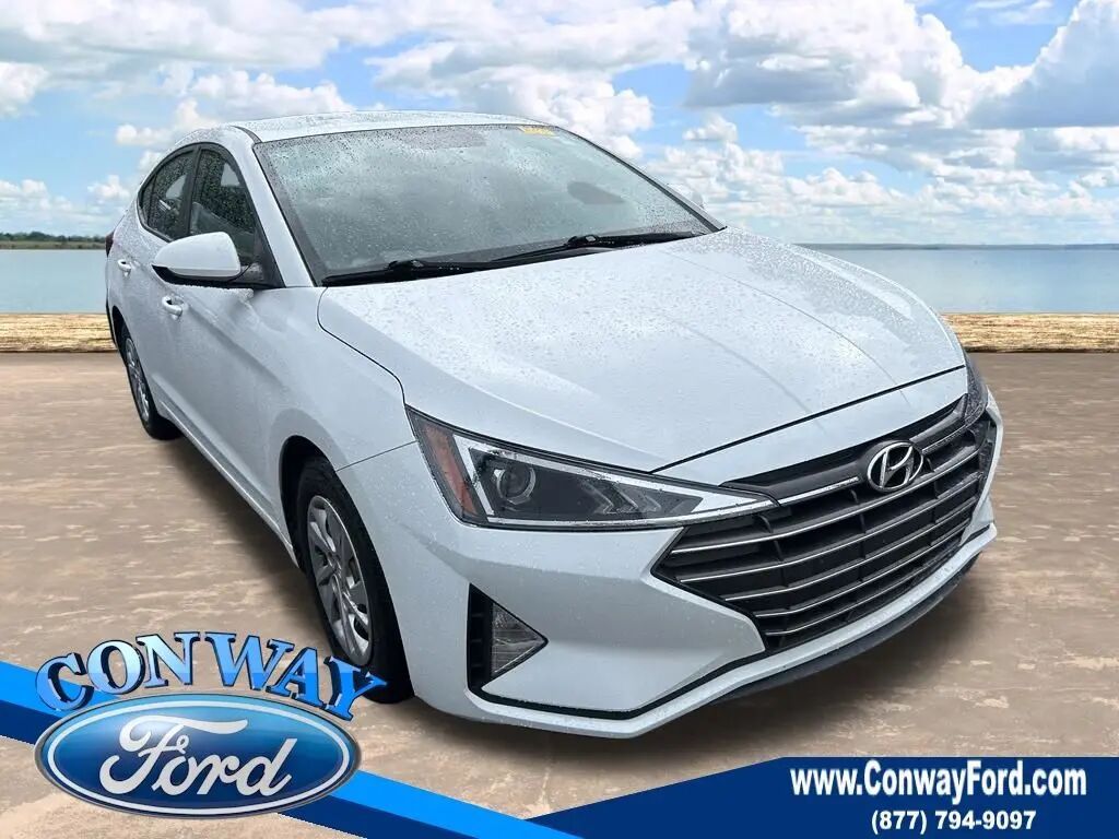 2019 Hyundai ELANTRA SE — photo 1 of 12