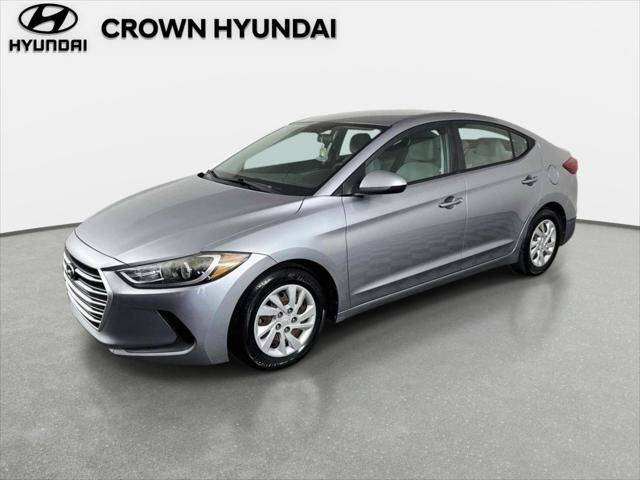 2017 Hyundai ELANTRA SE — photo 1 of 13