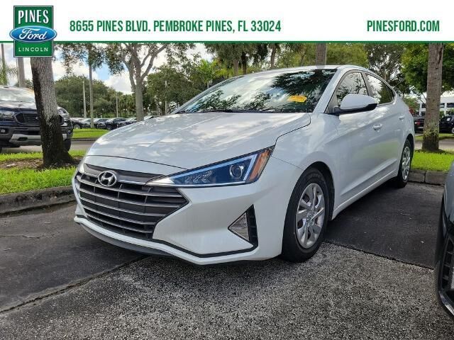 2020 Hyundai ELANTRA SE — photo 1 of 18