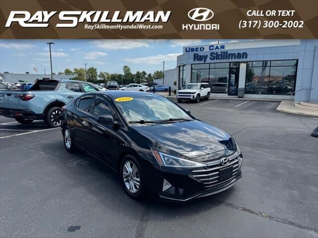2019 Hyundai ELANTRA SEL — photo 1 of 13