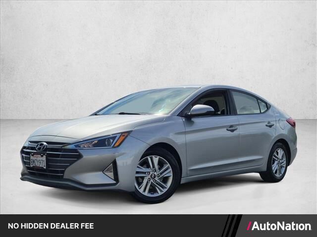 2020 Hyundai ELANTRA SEL — photo 1 of 13