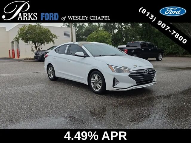 2019 Hyundai ELANTRA SE