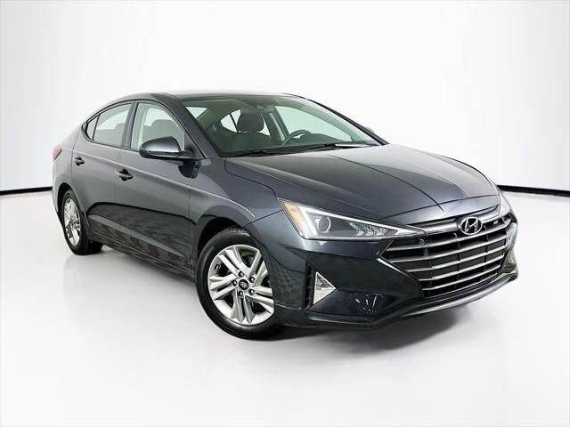 2020 Hyundai ELANTRA SEL — photo 1 of 13