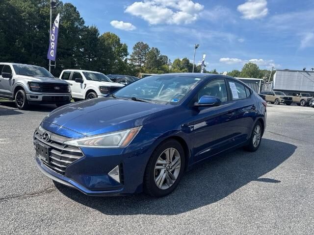 2019 Hyundai ELANTRA SE — photo 1 of 13