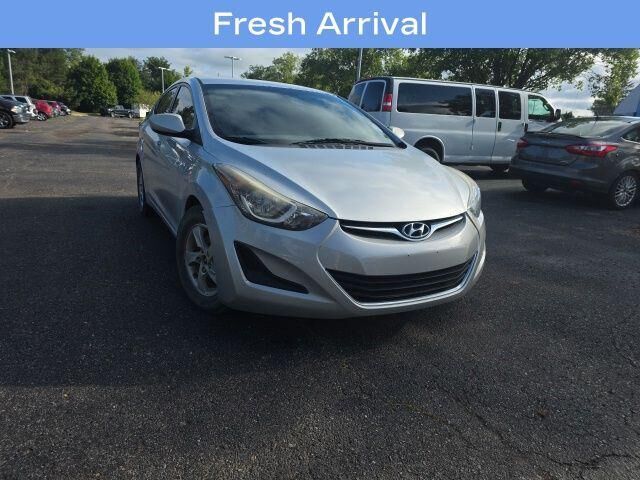 2015 Hyundai ELANTRA SE — photo 1 of 39