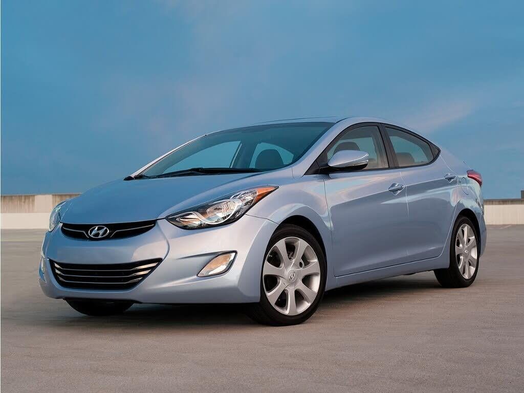 2013 Hyundai ELANTRA Limited — photo 1 of 1