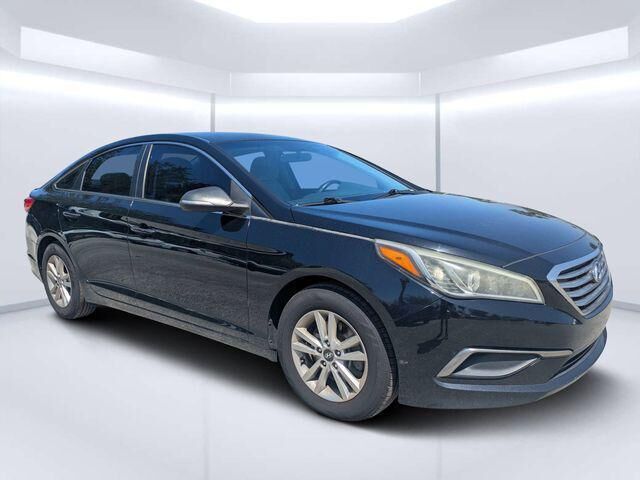 2016 Hyundai SONATA SE — photo 1 of 13