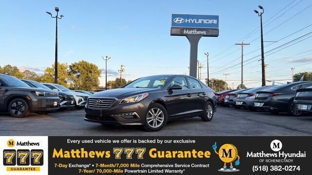 2015 Hyundai SONATA SE — photo 1 of 13