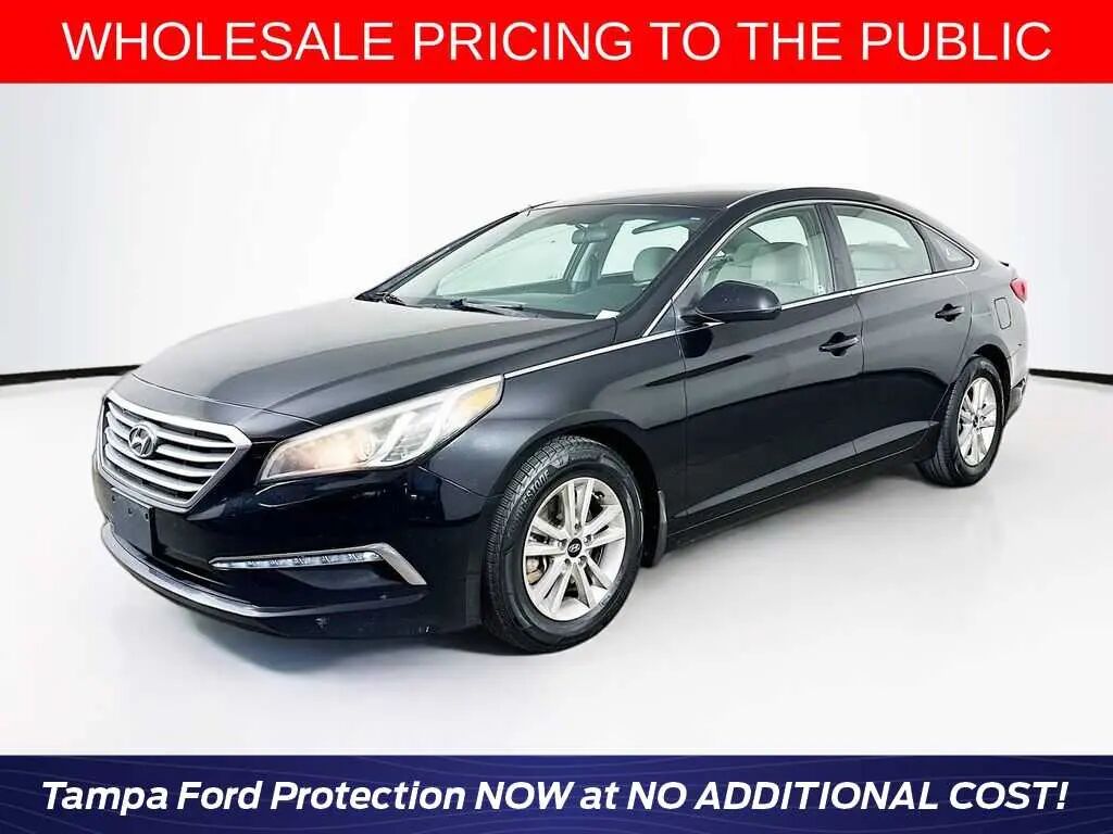 2015 Hyundai SONATA SE — photo 1 of 13