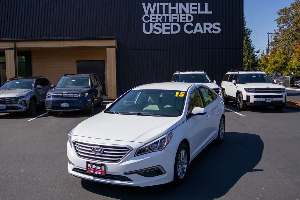 2015 Hyundai SONATA SE — photo 1 of 13
