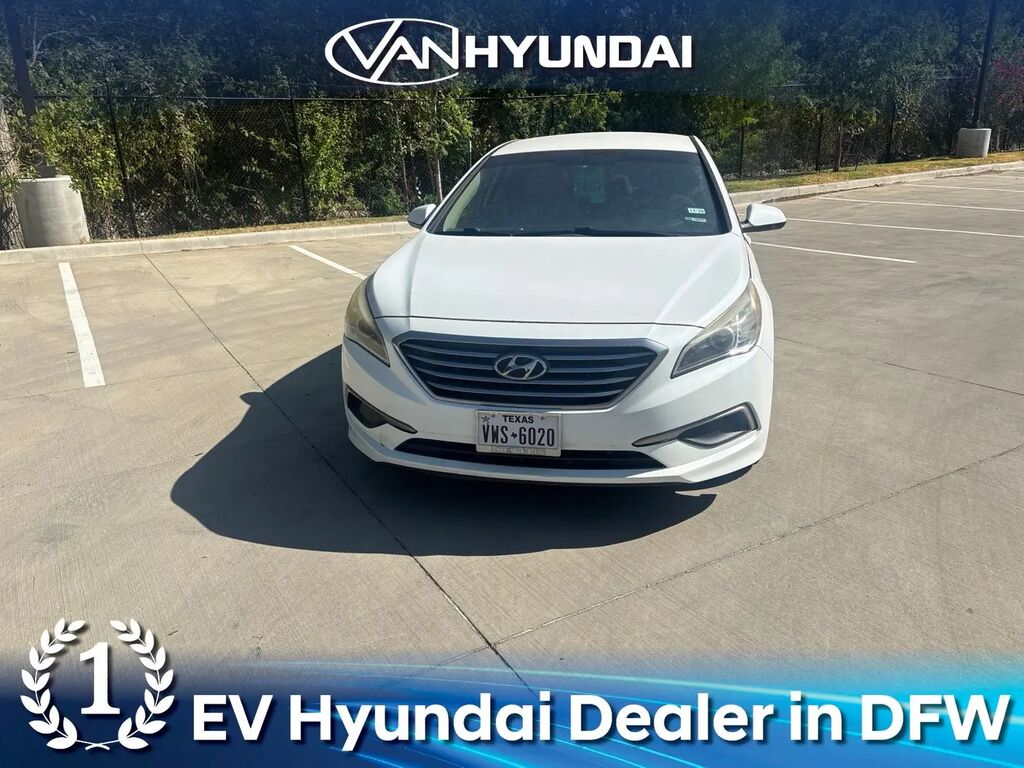 2016 Hyundai SONATA SE — photo 1 of 4
