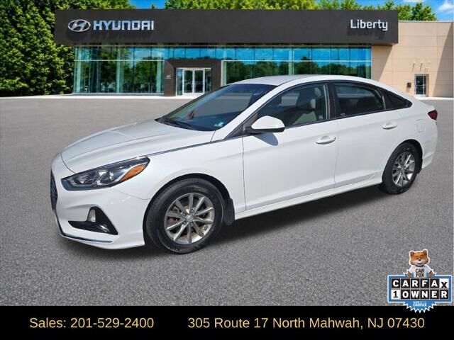 2018 Hyundai SONATA SE