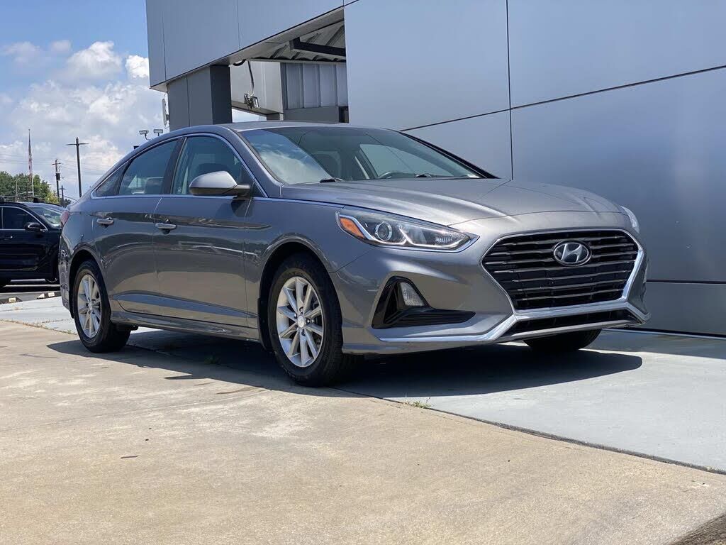 2018 Hyundai SONATA SE — photo 1 of 1